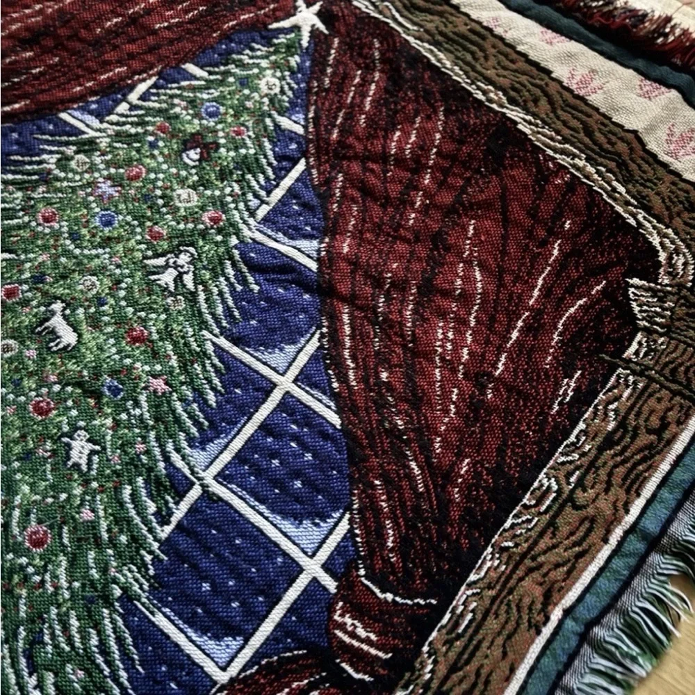 Holiday Tapestry Blanket with Christmas Tree Design
